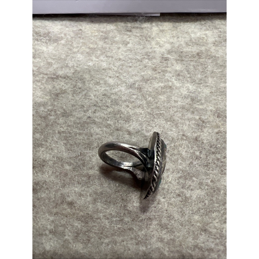 Vintage NATIVE AMERICAN SOUTHWEST INDIAN STERLING GREEN TURQUOISE RING sz 3 1/2 - Picture 3 of 9